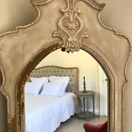 Chateau Valcreuse Couette-café *