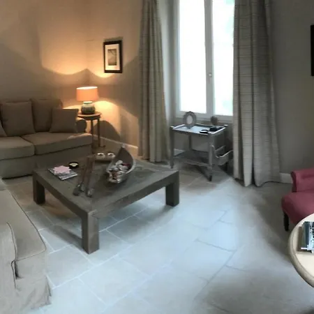 Chateau Valcreuse Couette-café La Roche-Posay